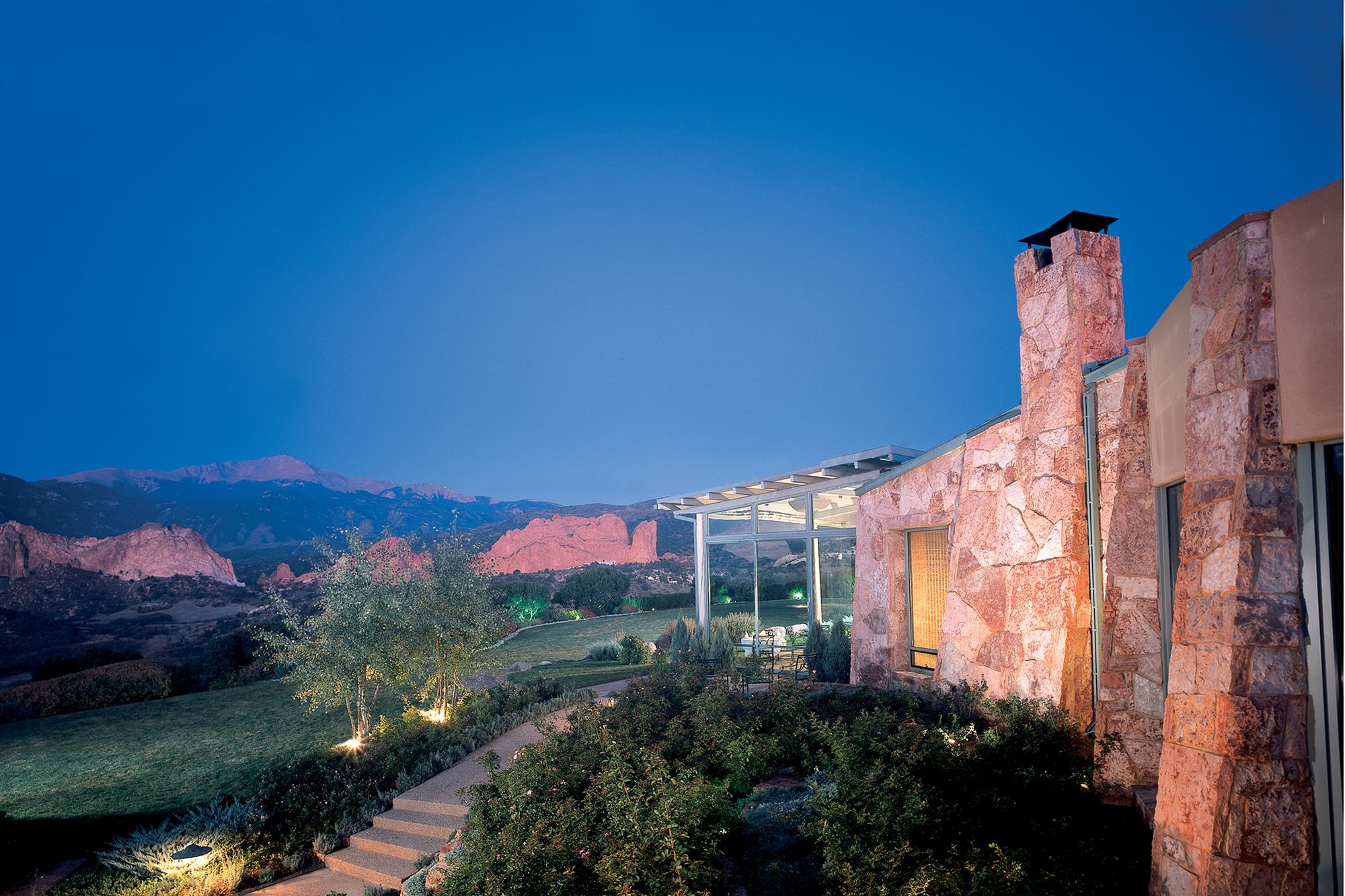 Фото Garden of the Gods Resort and Club