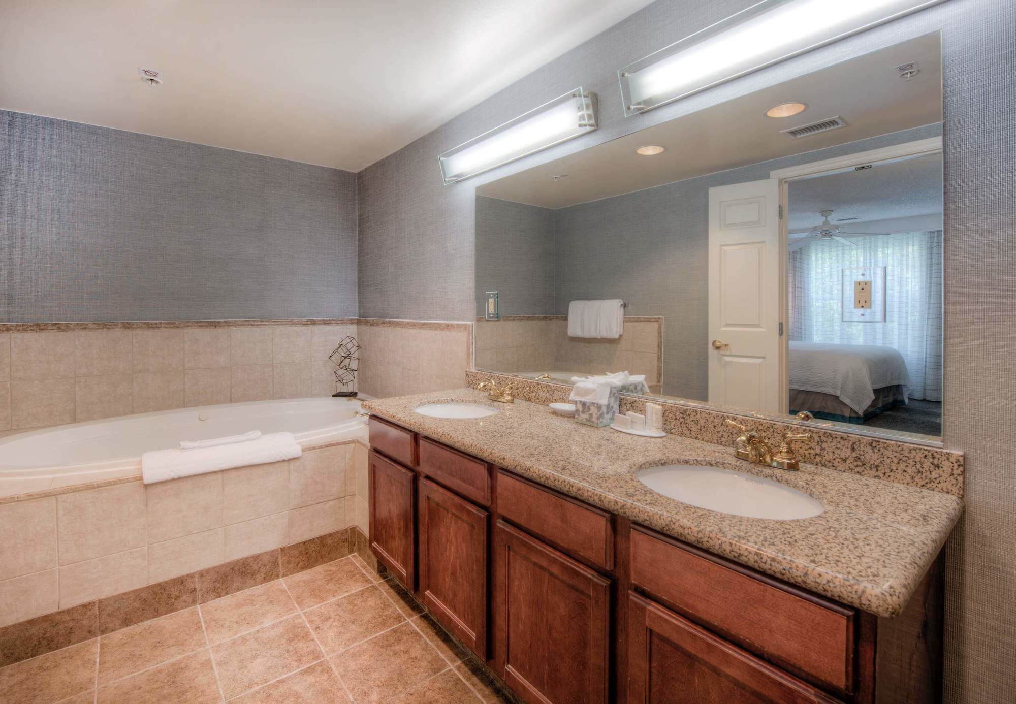 Фото Residence Inn by Marriott Raleigh Crabtree