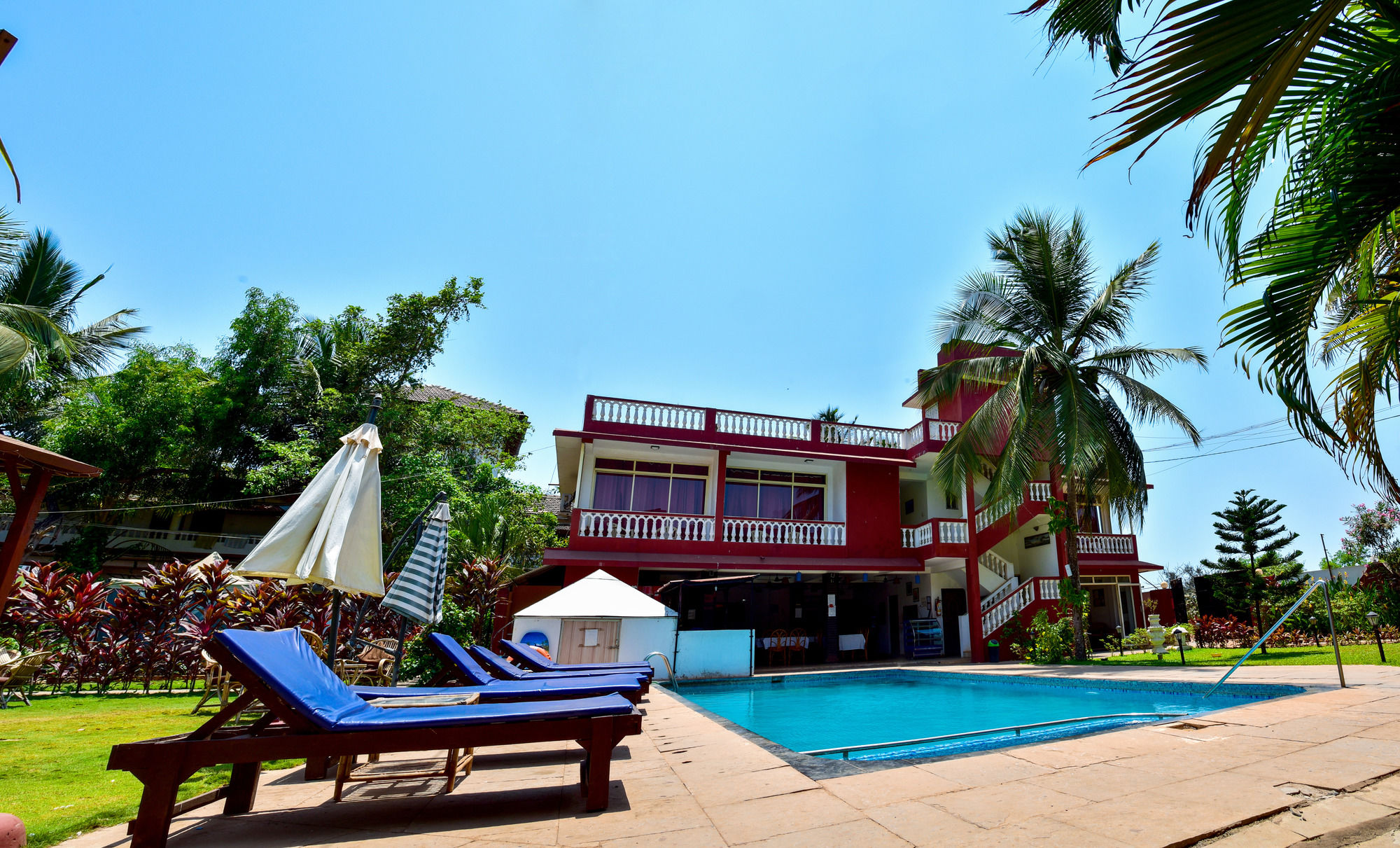 Фото La Vaiencia Beach Resort