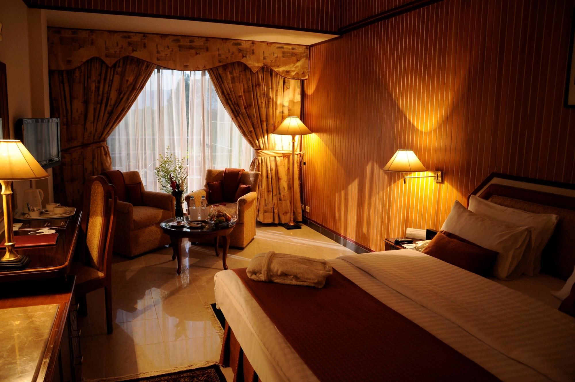 Фото Best Western Premier Islamabad