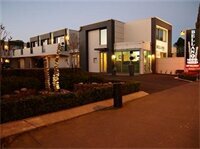 Гостиница Bellano Motel Suites в Крайстчерче