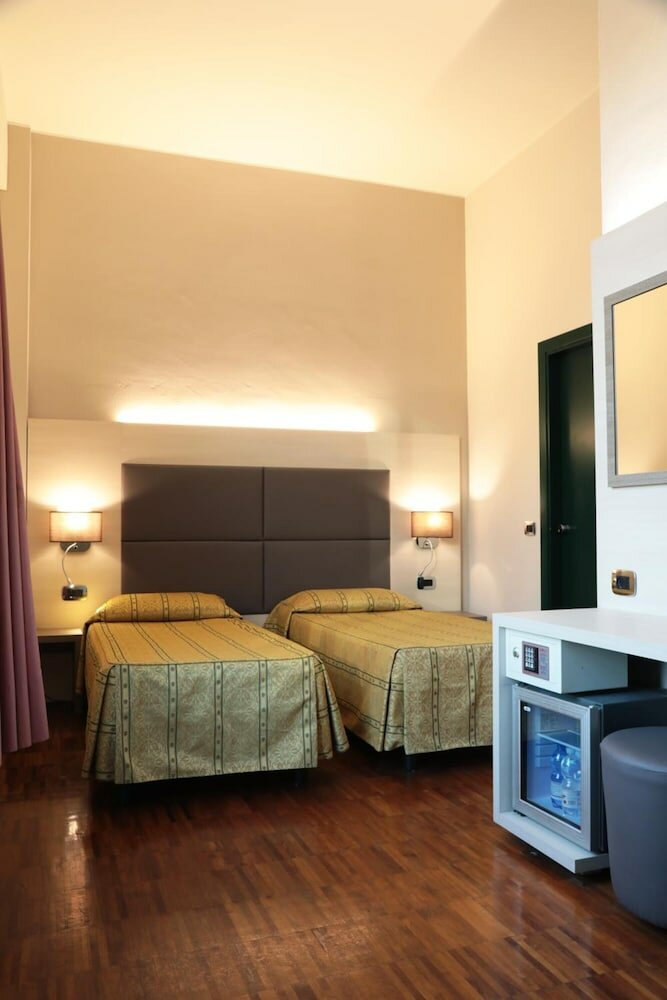 Фото Hotel Campion