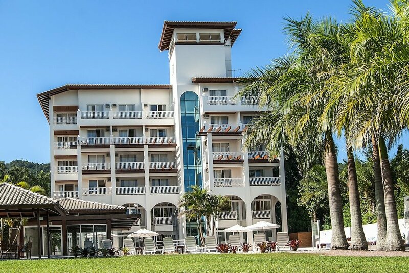 Гостиница Hotel Torres da Cachoeira во Флорианополисе
