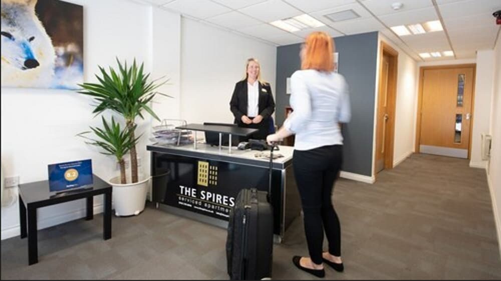 Фото The Spires Serviced Apartments Glasgow
