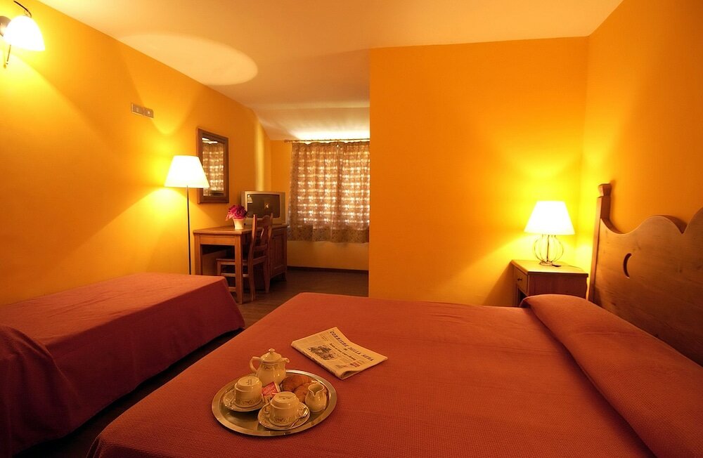 Фото Club Esse Pila 2000