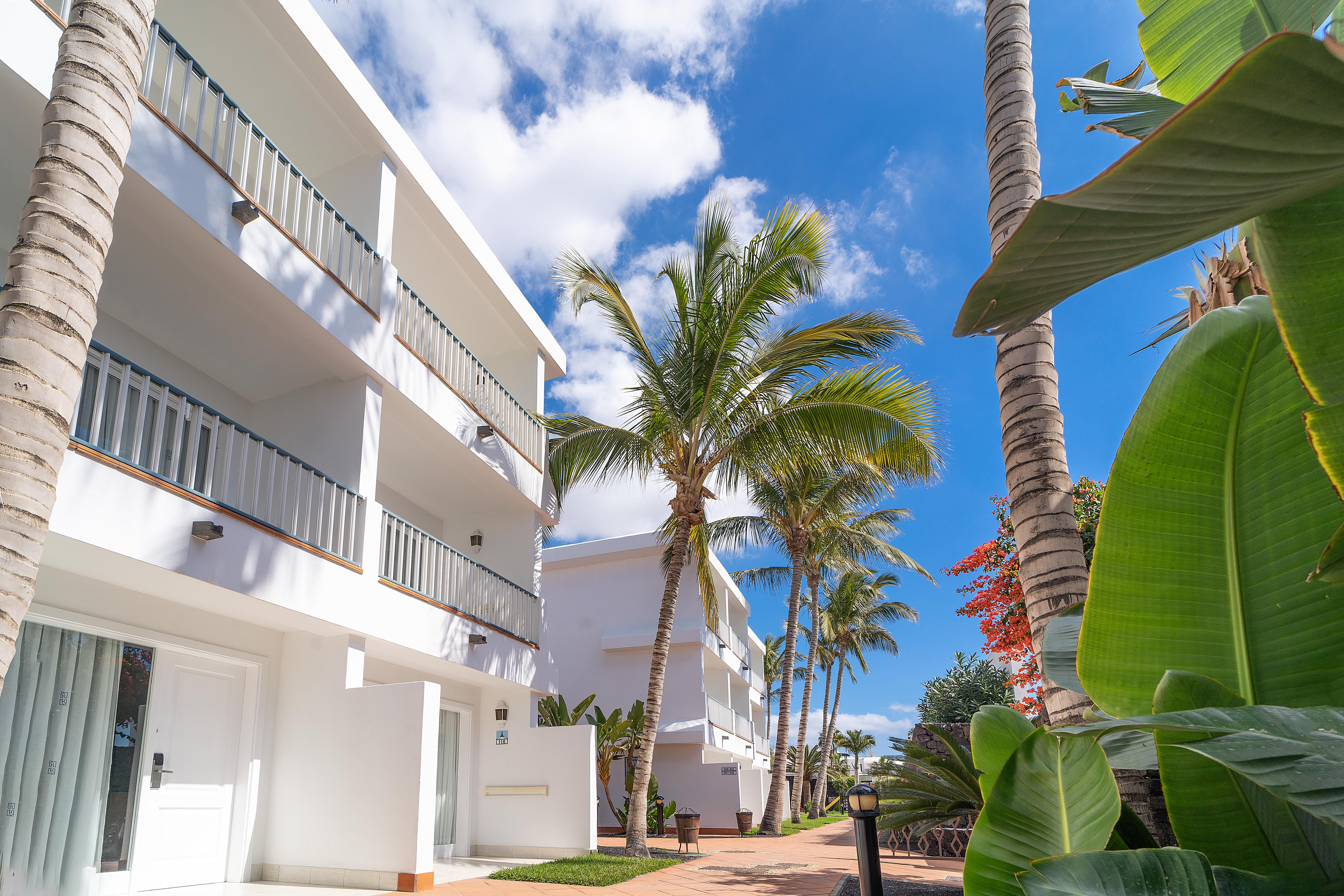 Фото Plus Fariones Apartamentos