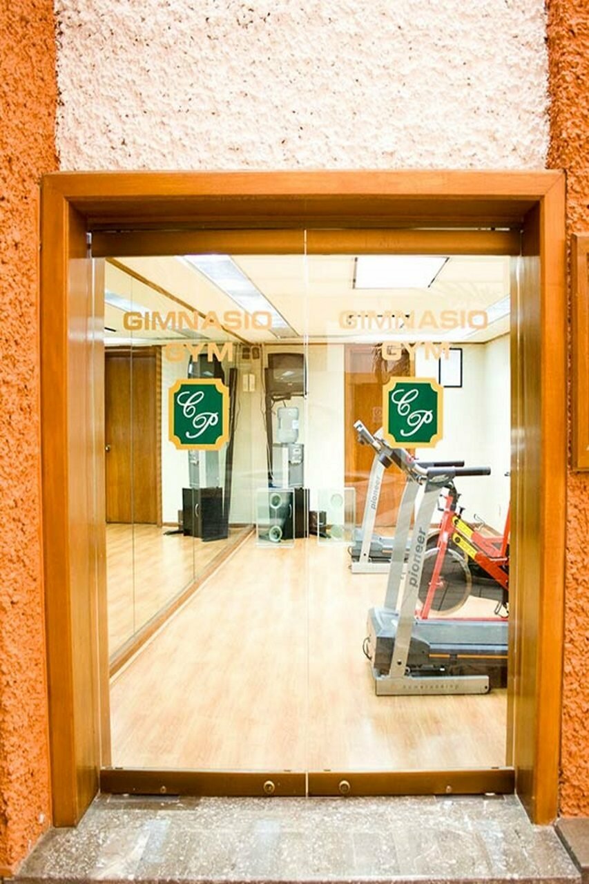 Фото Country Plaza