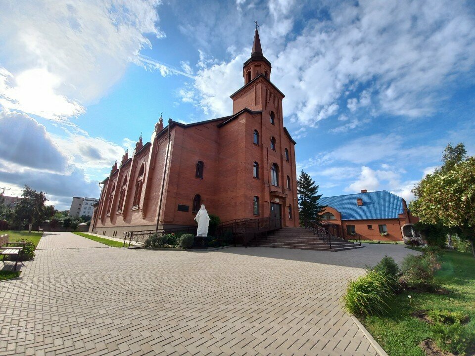 Католический храм Собор Святого Антония, Кокшетау, фото