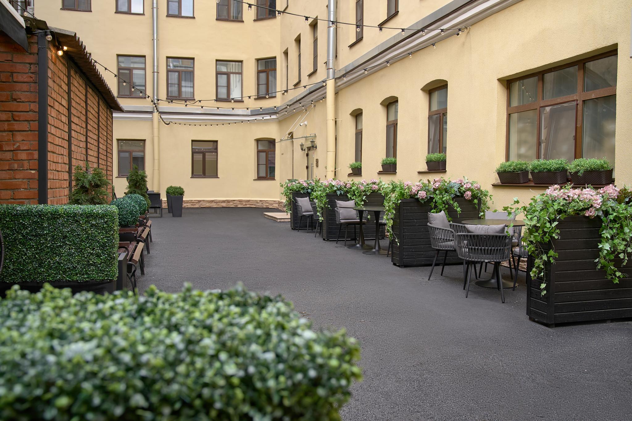 Фото Поинт Академиа