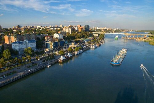 Гостиница Дио Лакруа в Шахтах