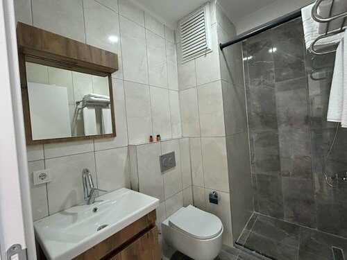 Гостиница Petra Port Hotel в Тузле