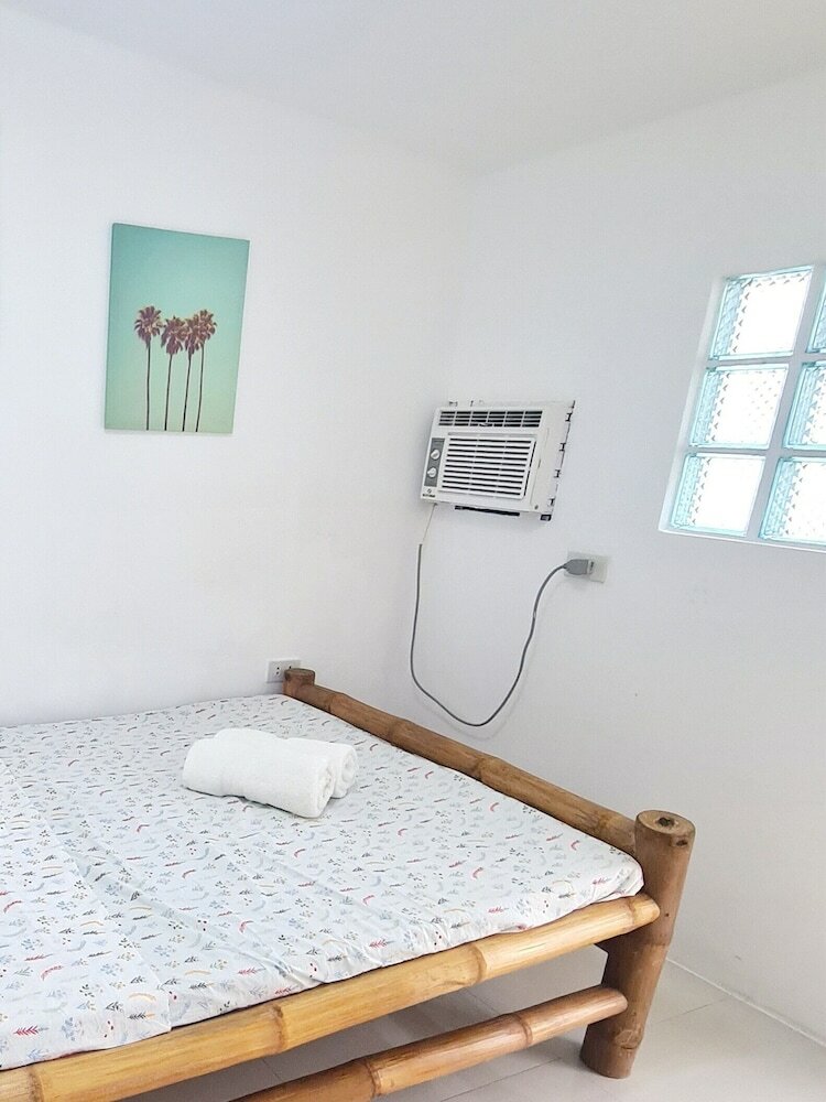 Фото 148 Guesthouse and Resort