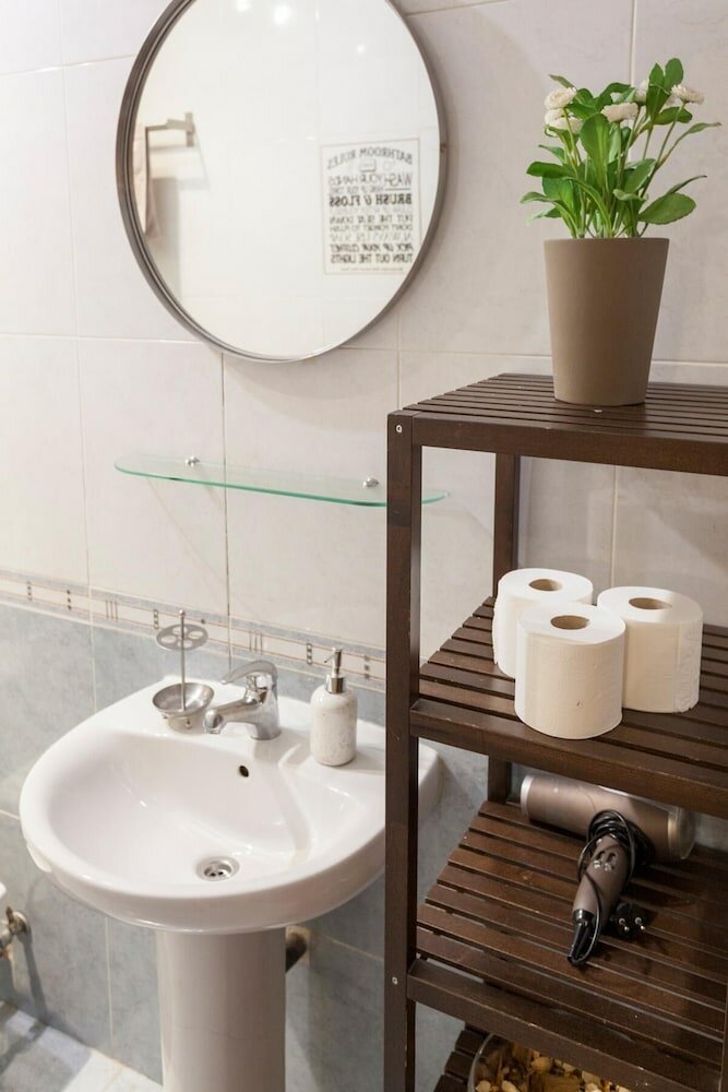 Фото Cozy Urban Apt. Historic District - Sol