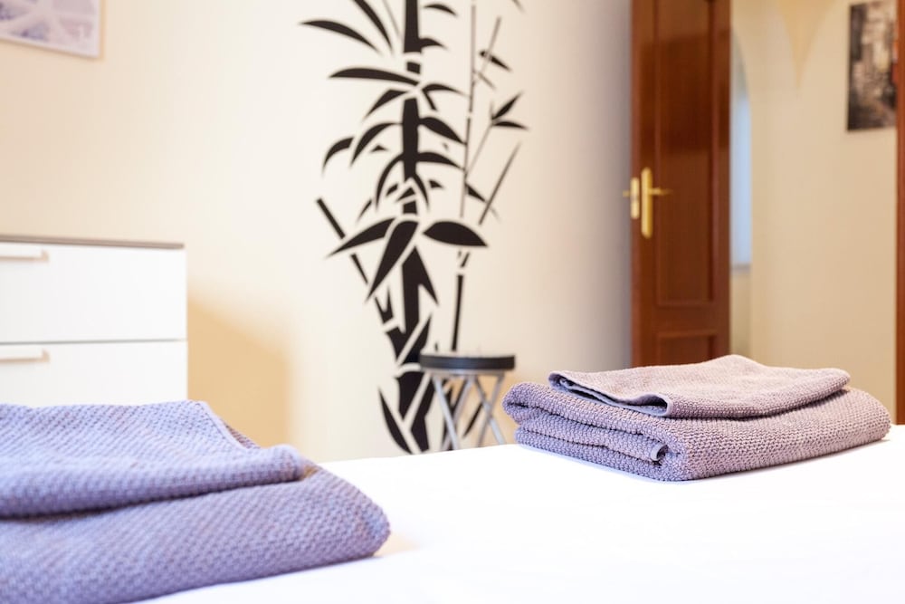 Фото Cozy Urban Apt. Historic District - Sol