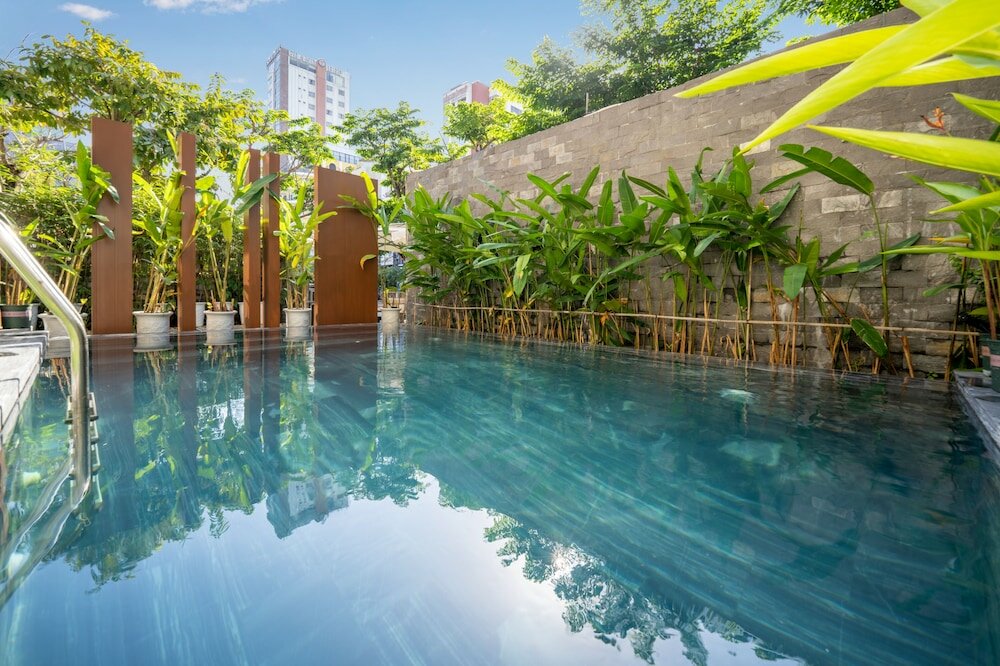 Фото Brilliant Majestic Hotel