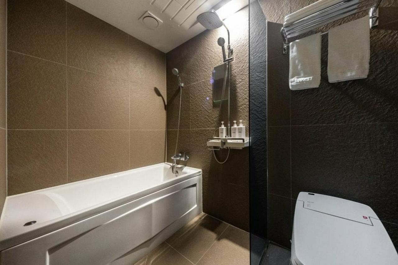 Фото West In Hotel