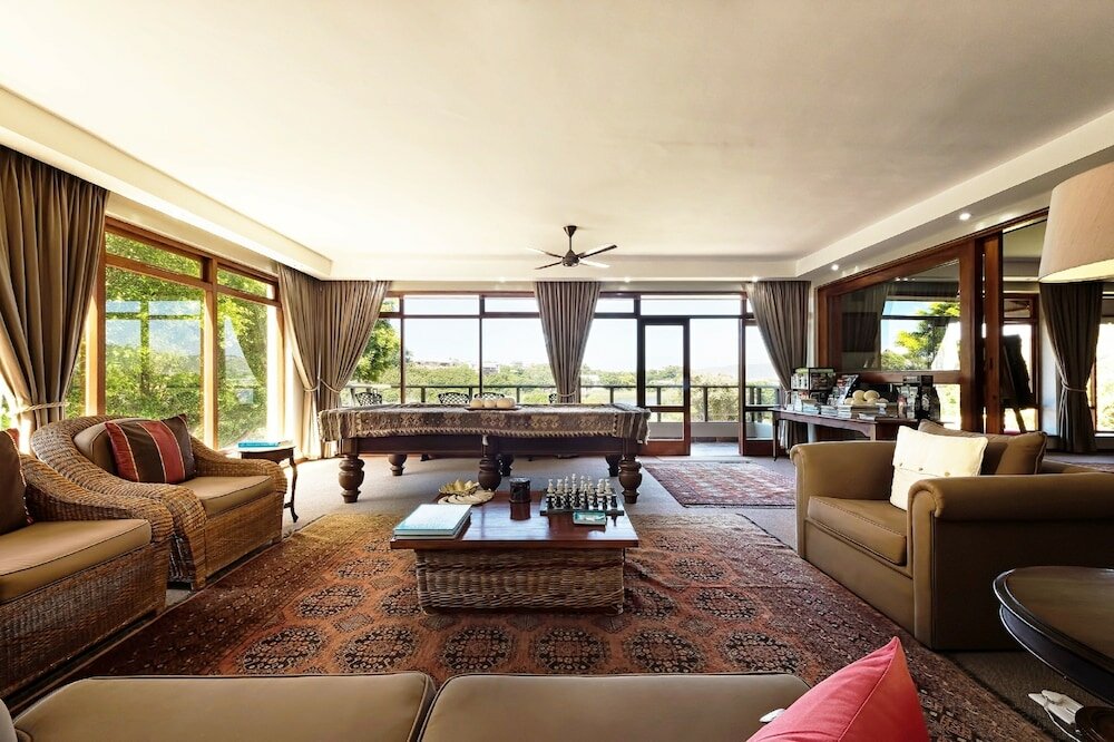 Фото Wilderness Manor