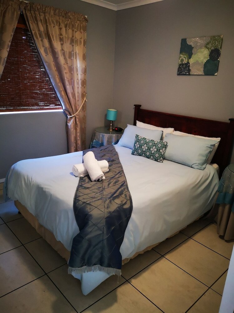 Фото Smithland Guest Apartments