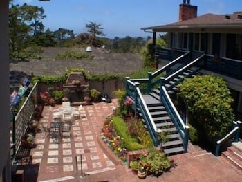 Фото Carmel Wayfarer Inn