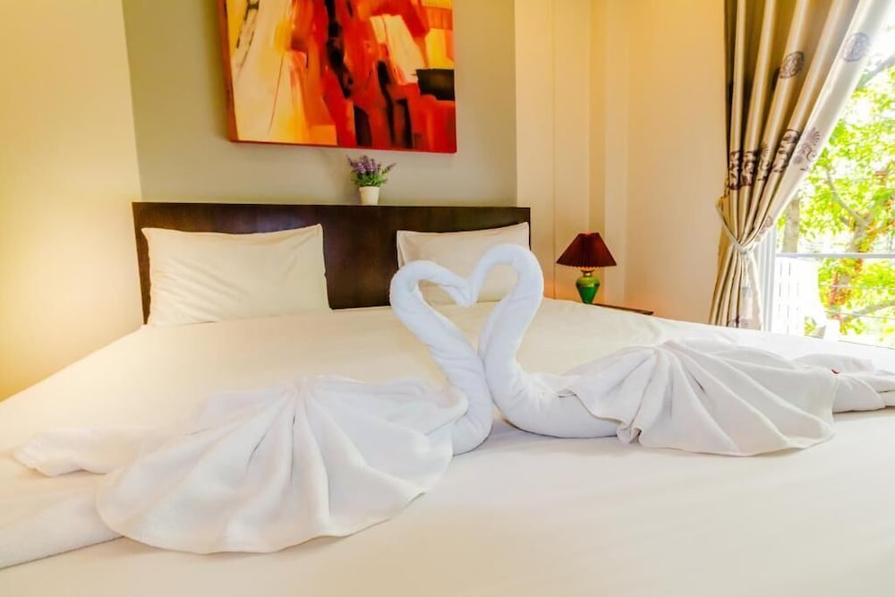 Фото Baan Yuyen Karon Guesthouse