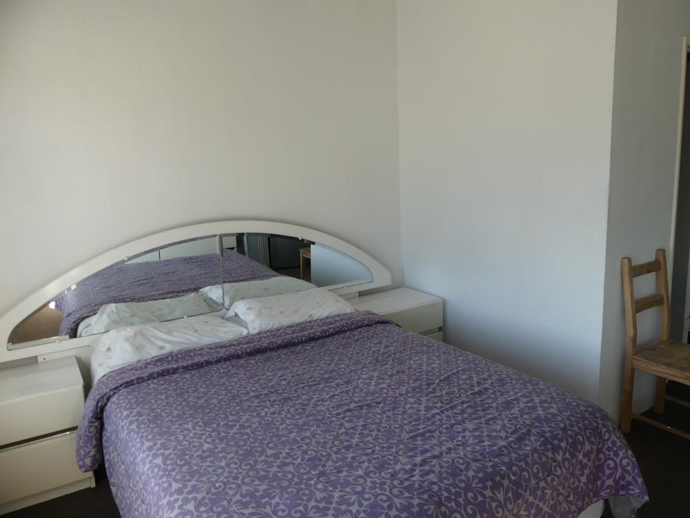 Фото Wilshire Orange Hotel