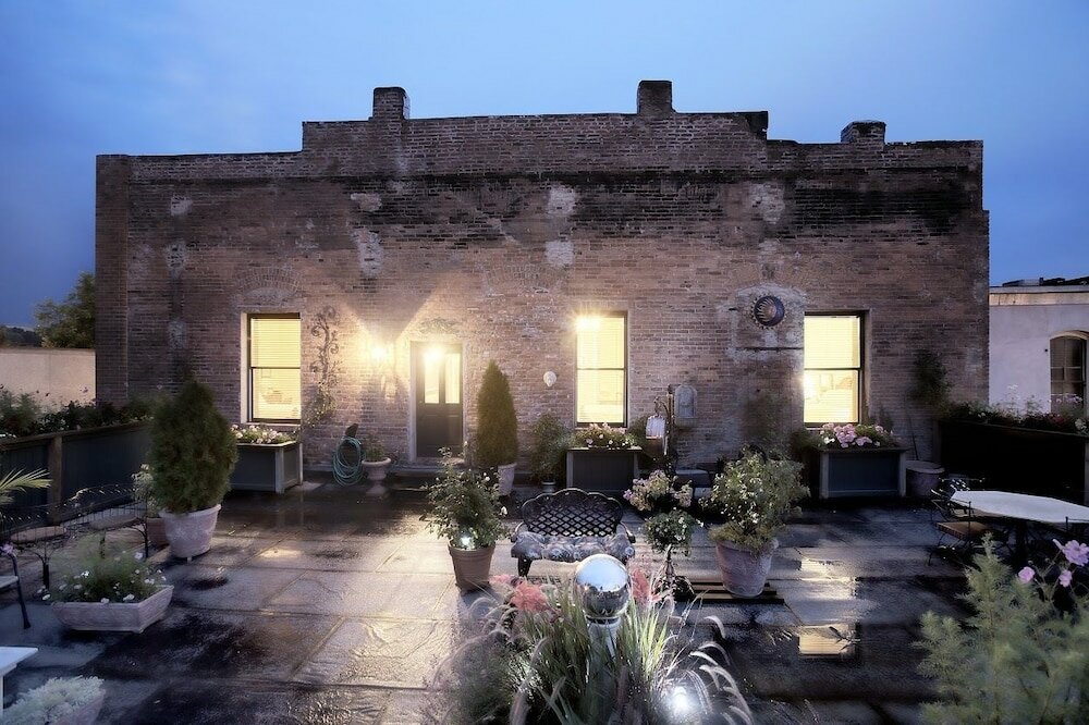 Фото The Weinhard Hotel