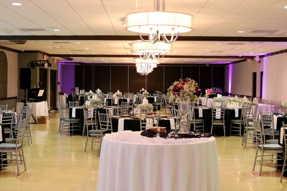 Фото Unique Suites Hotel