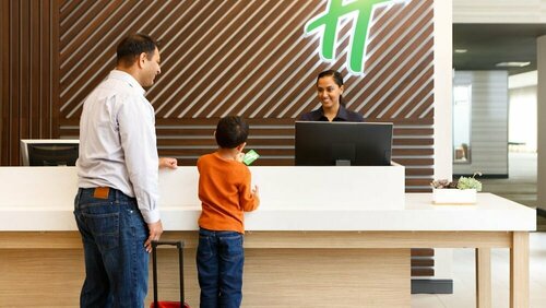 Гостиница Holiday Inn Bali Sanur by IHG в Денпасаре