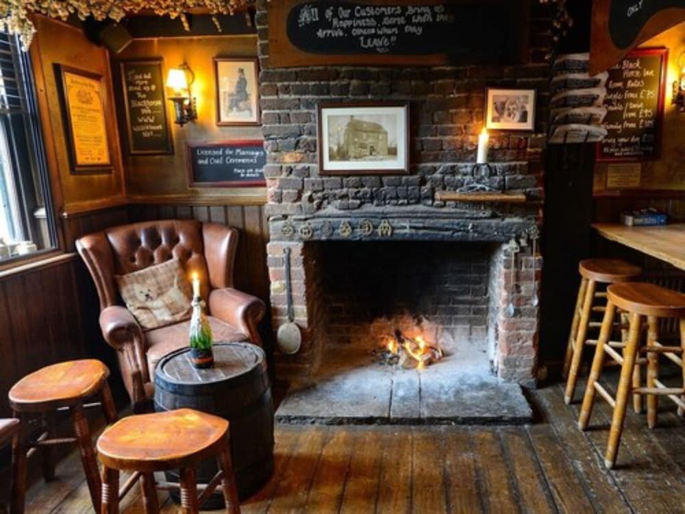 Фото The Black Horse Inn