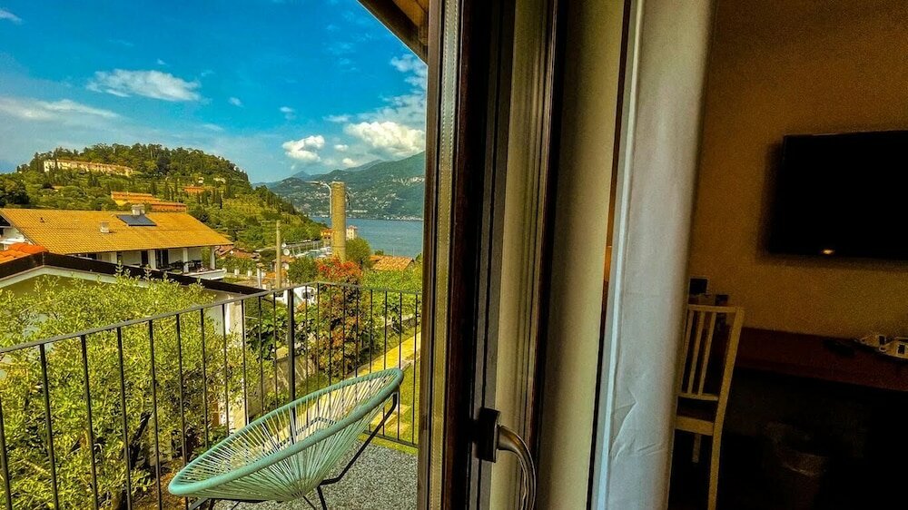 Фото Charming Bellagio Boutique Hotel