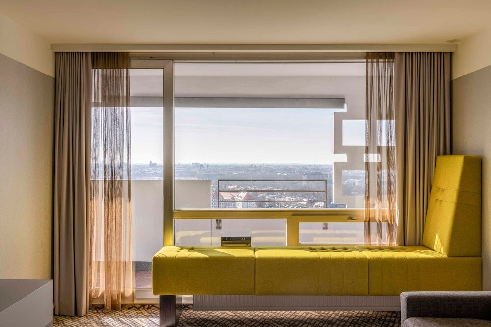 Фото Four Points by Sheraton Munich Arabellapark