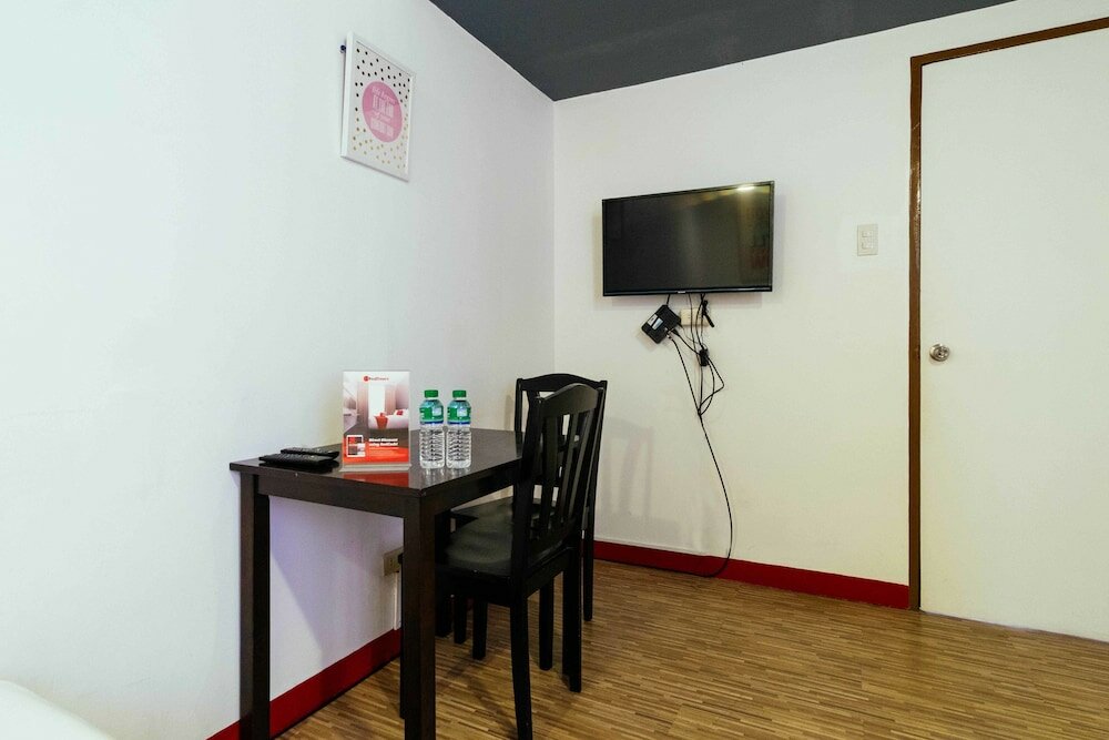 Фото RedDoorz near Quirino Station