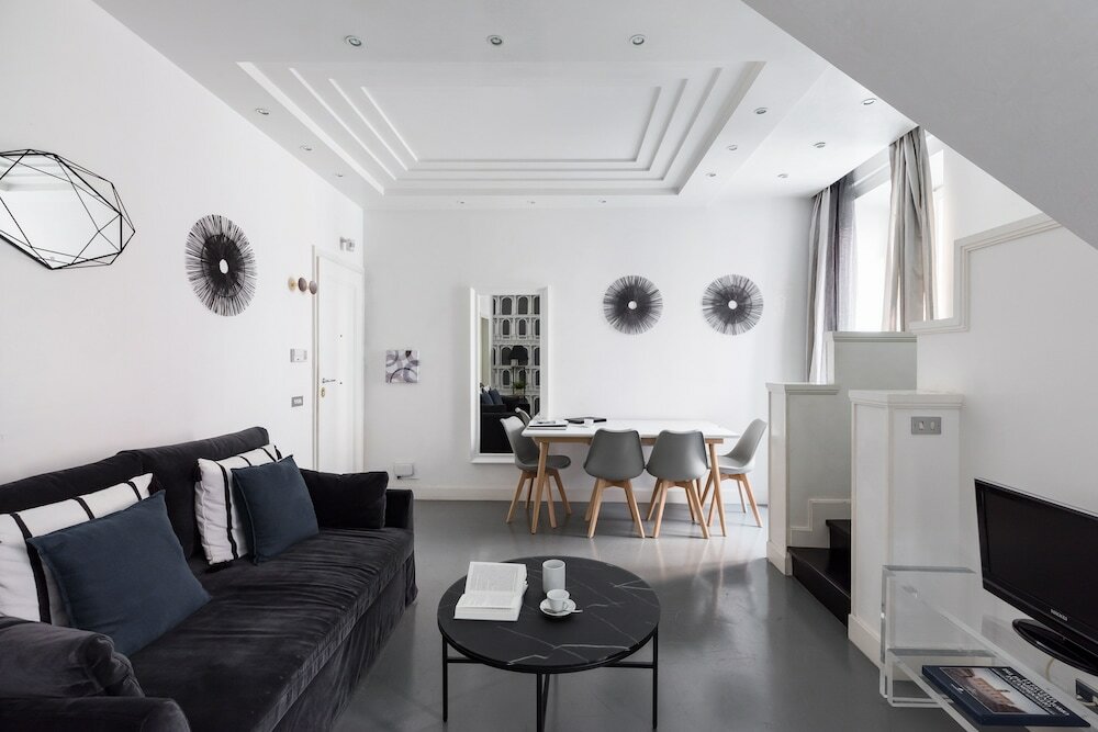 Фото The Spanish Suite VIA di Ripetta