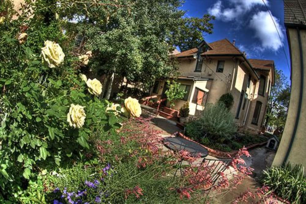 Фото Queen Anne Bed And Breakfast