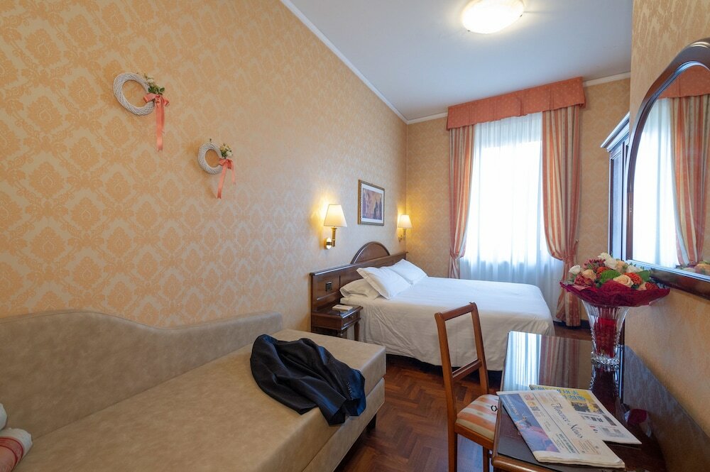 Фото Hotel Boccaccio
