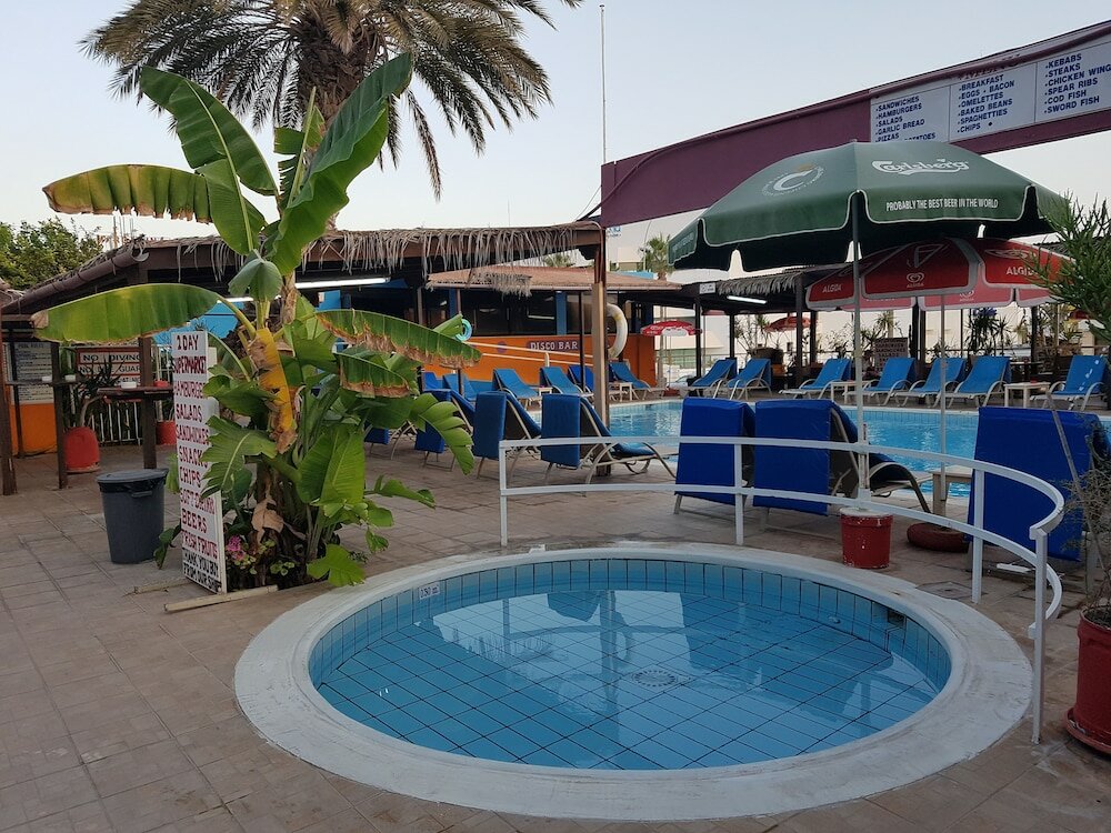 Фото Kkaras Hotel