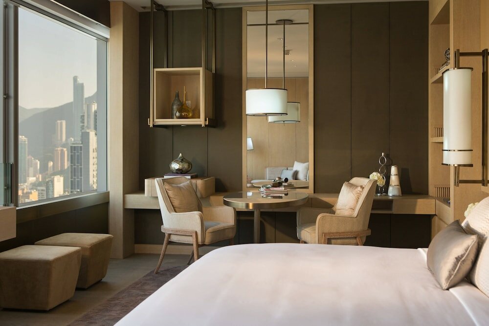 Фото Renaissance Hong Kong Harbour View Hotel