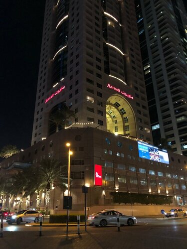 Внешний вид отеля Dubai Marriott Harbour Hotel & Suites в Мерсе Дубае, фото 4
