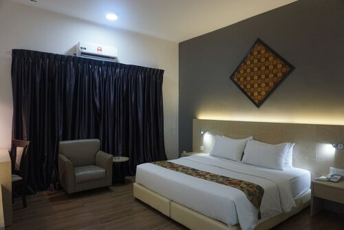 Гостиница Summit Signature Hotel Batu Pahat