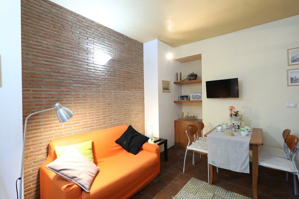 Фото Cozy Apartment On 2 Levels In The City Center