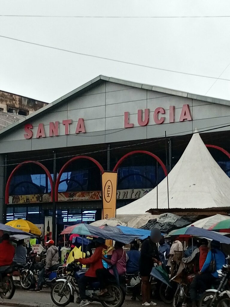 Department store Santa Lucia Cité Cicam, Douala, photo