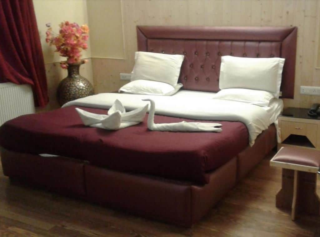 Фото Hotel Abshar