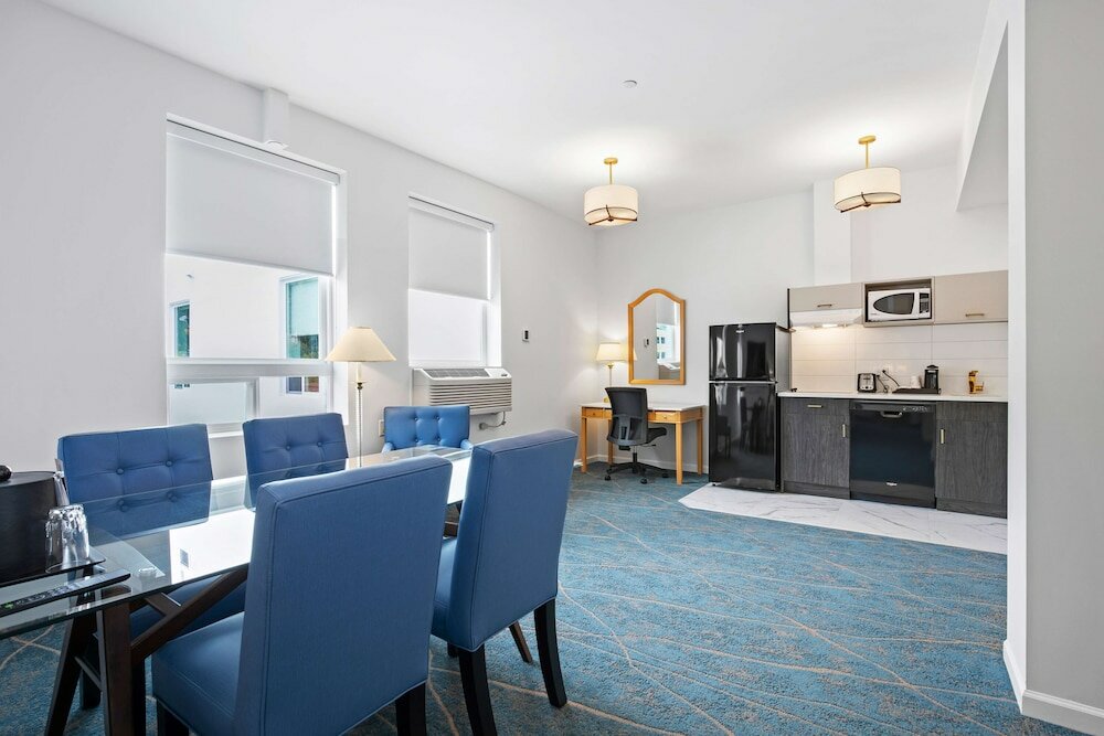 Фото Crown Columbia Hotel, Bw Premier Collection