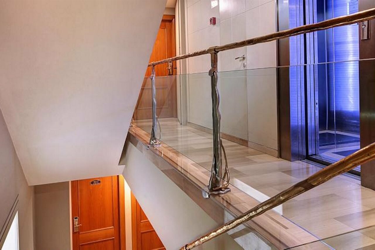 Фото Aparthotel Hispanos 7 Suiza