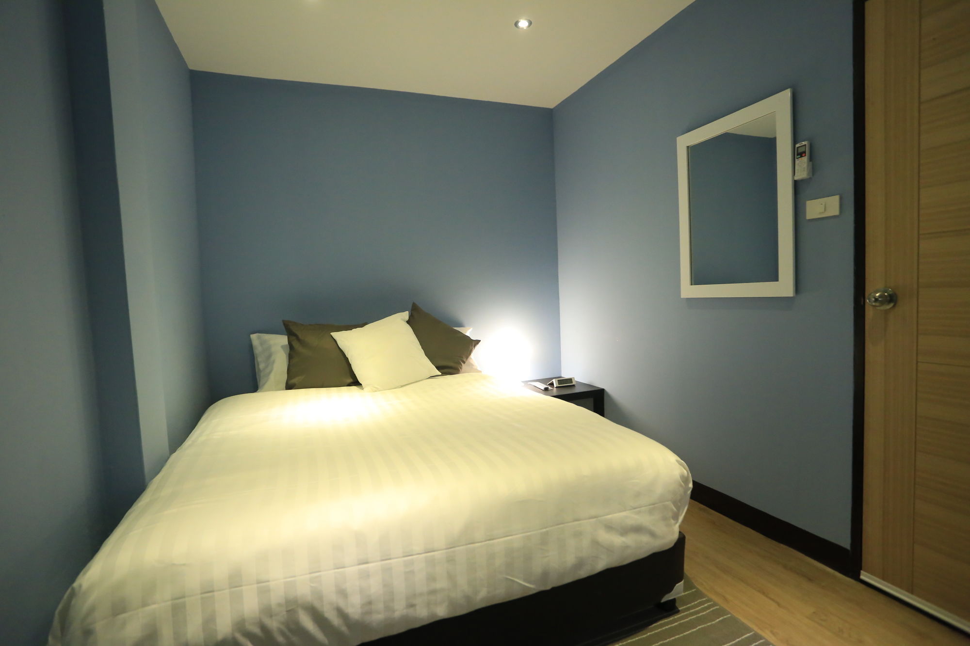 Фото The Mix Bangkok - Silom