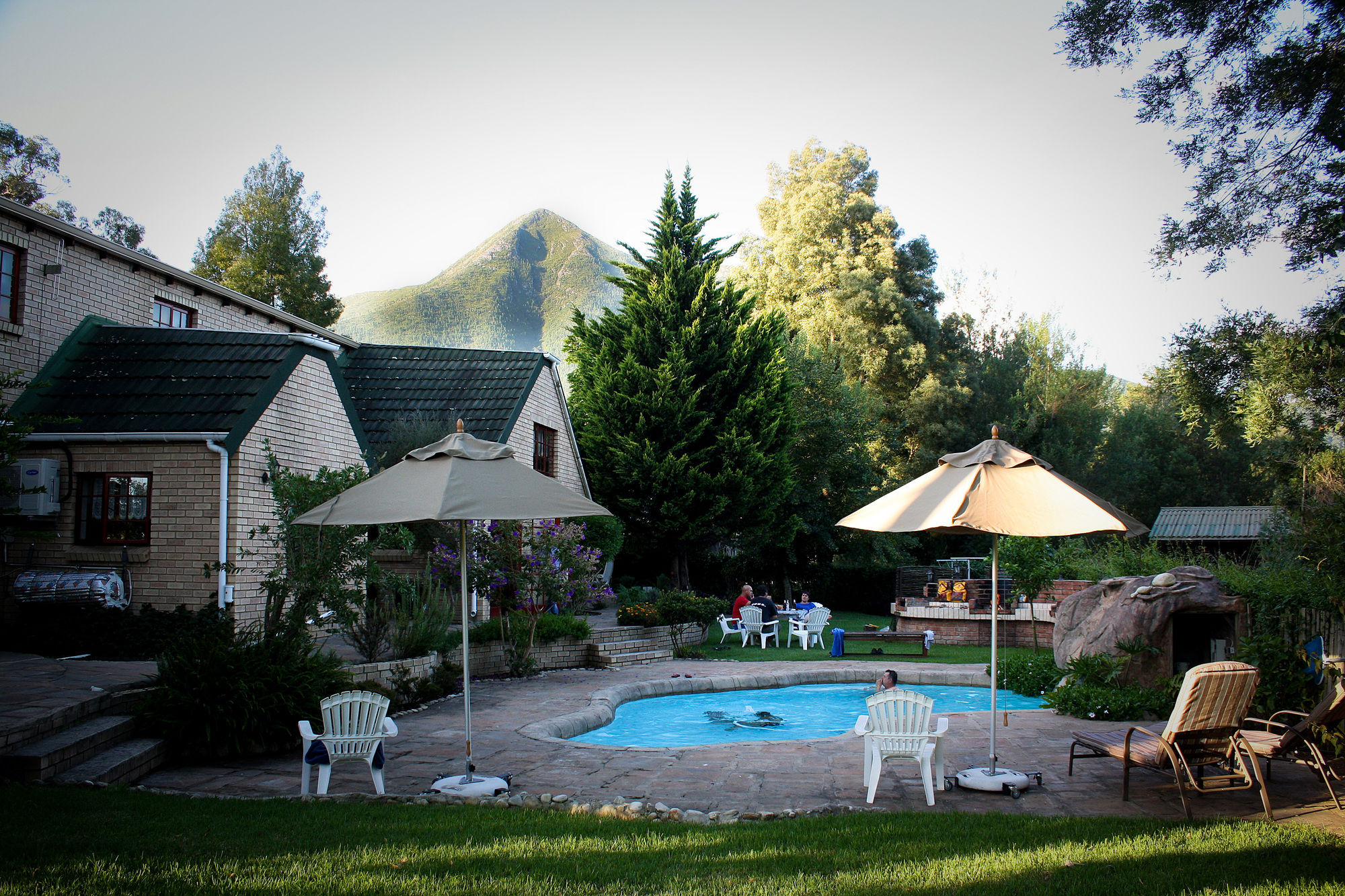 Фото отеля 3