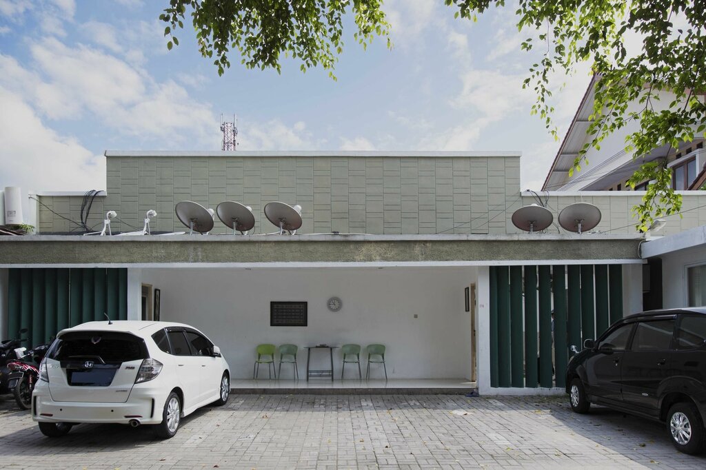 Hotel RedDoorz @ Tondano Benhil, Jakarta, photo