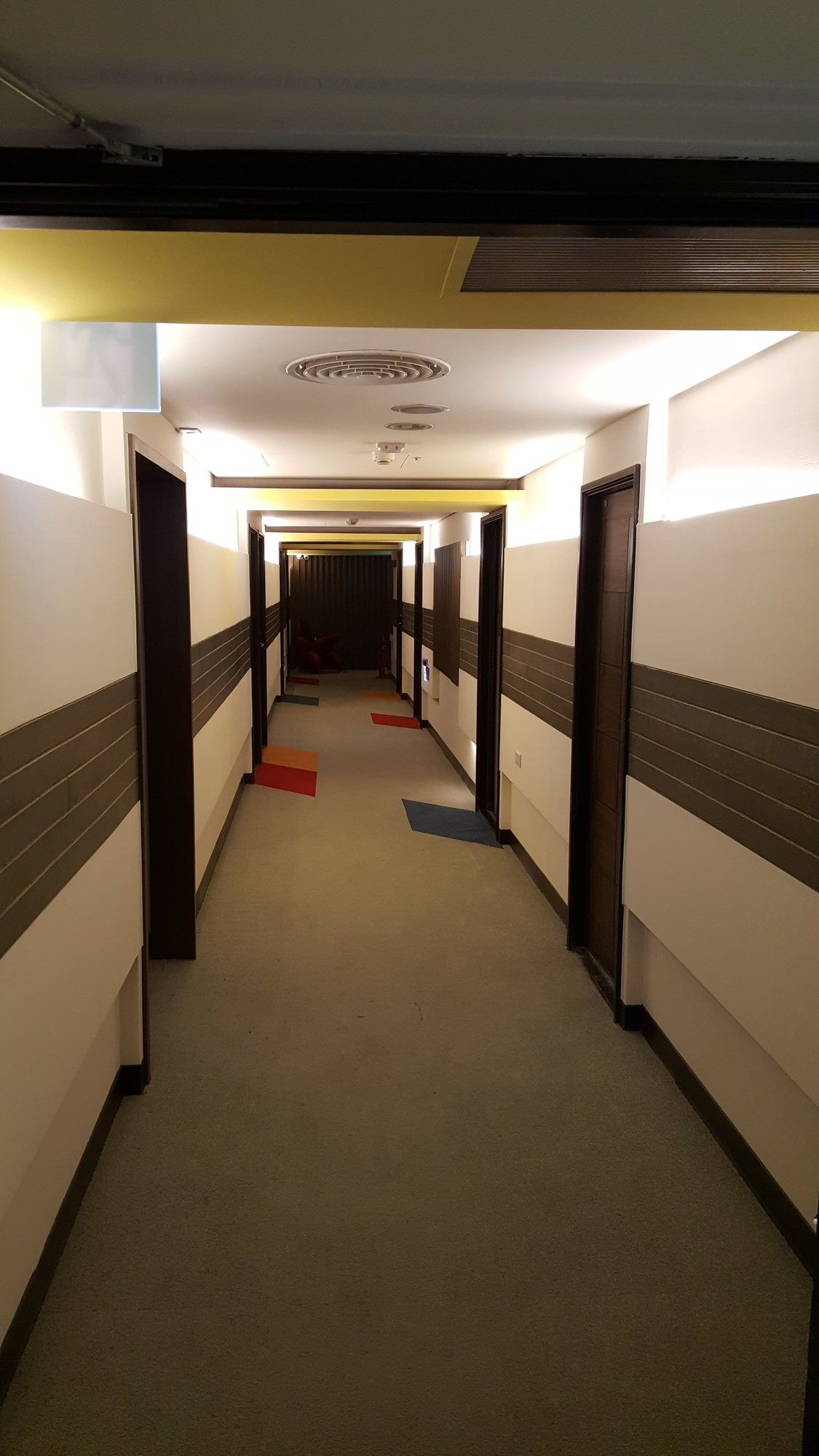 Фото Honey Prince Hotel