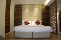 Фото Connaught Royale