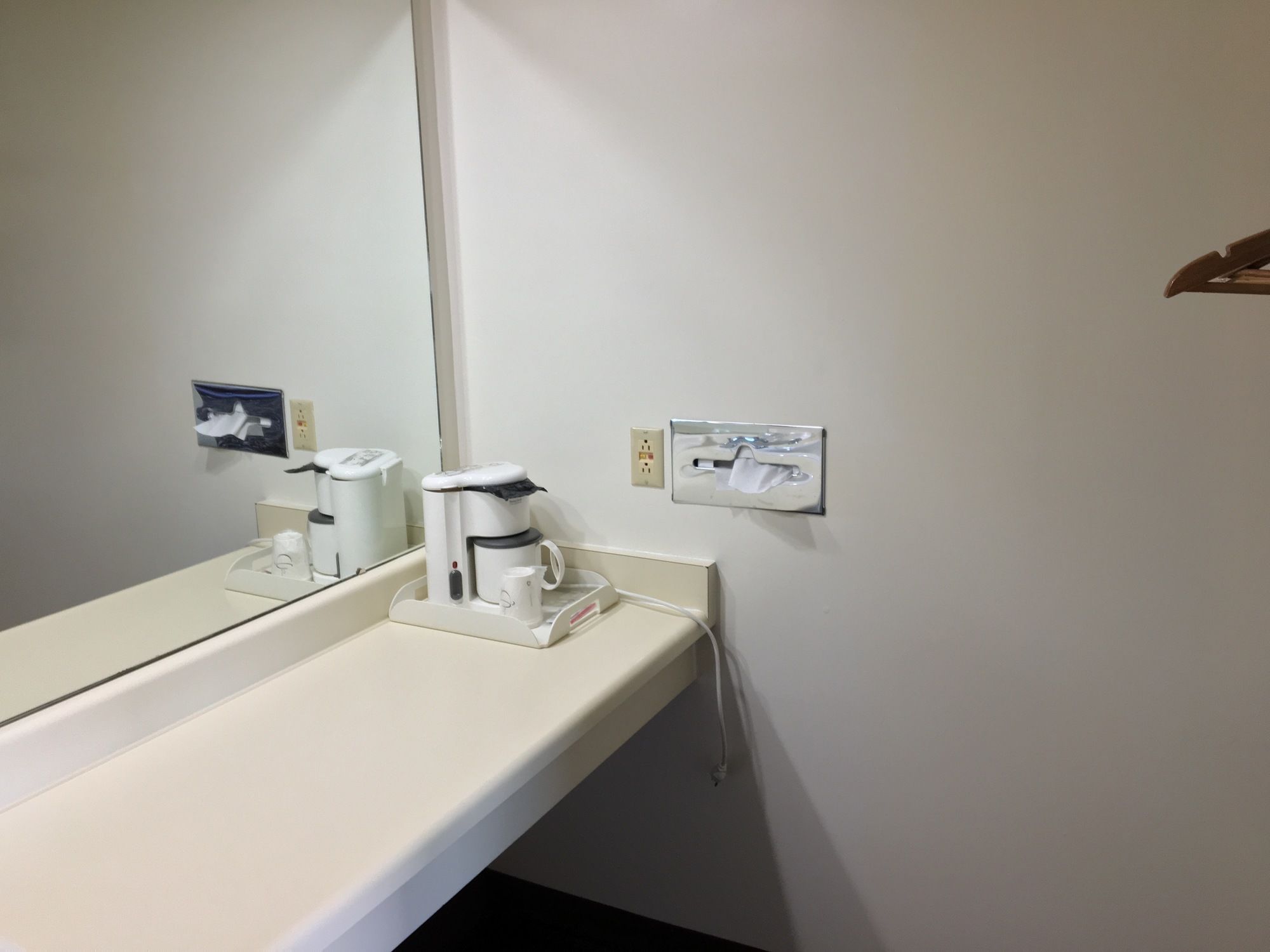 Фото Thunderbird Motor Inn Baraboo